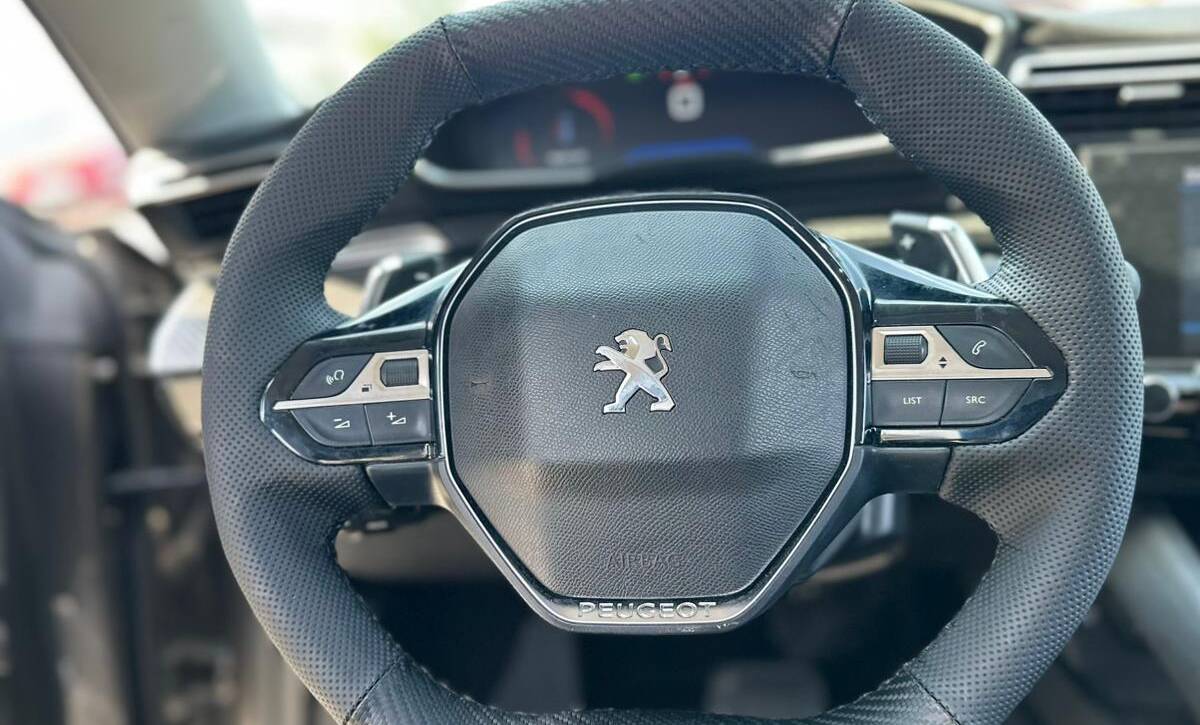 Peugeot Direksiyon Kılıfı Modellerimiz – Şıklık, Konfor ve Dayanıklılık