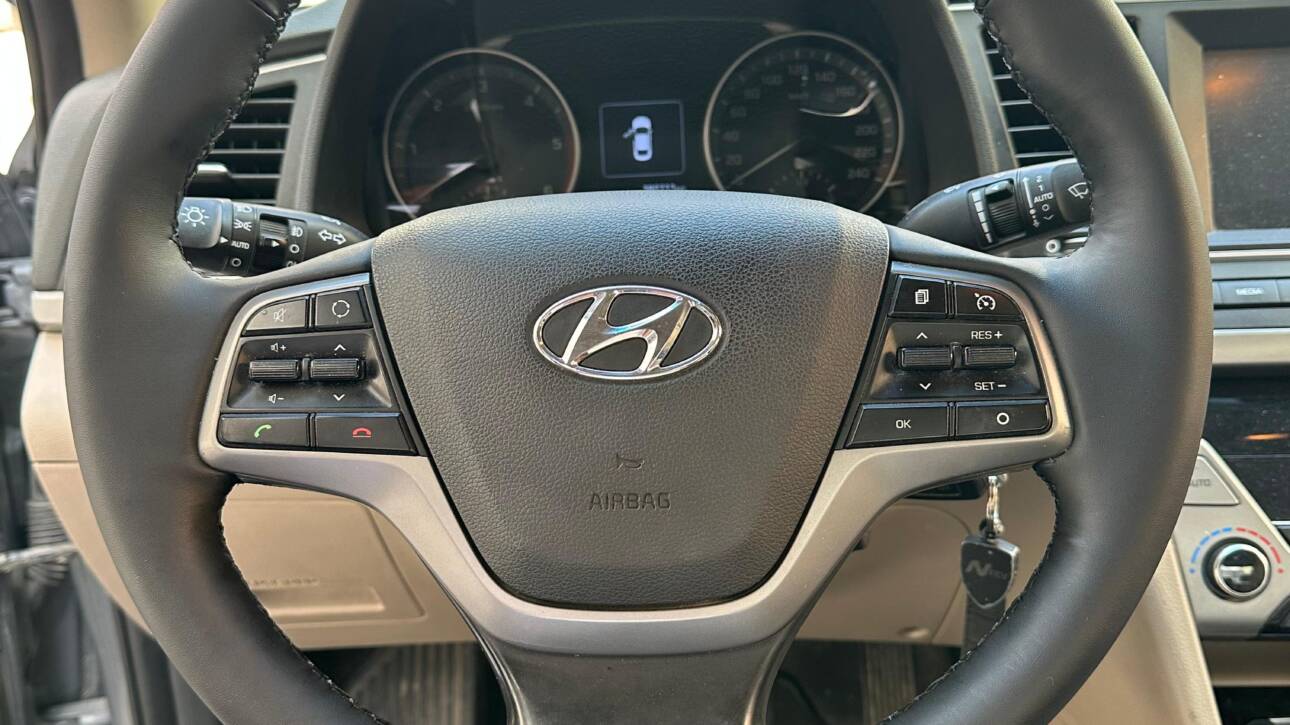 Hyundai Direksiyon Kılıfı Modellerimiz – Modern Sürüşe Konforlu Dokunuş